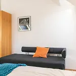 Comfy 2Br Apt, Near Bahnhof Rennweg & Belvedere
