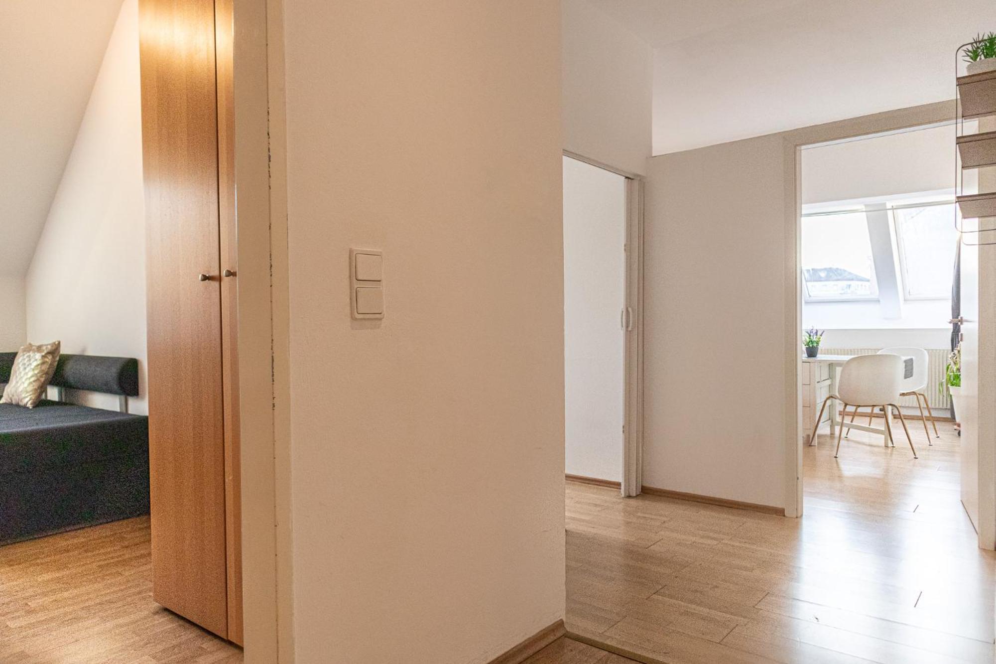 Comfy 2br Apt, Near Bahnhof Rennweg & Belvedere Appartement
