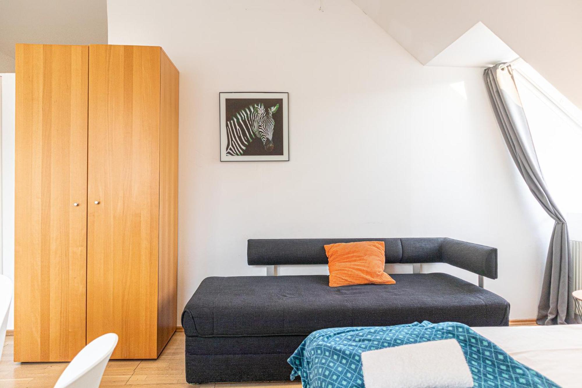 Comfy 2br Apt, Near Bahnhof Rennweg & Belvedere
